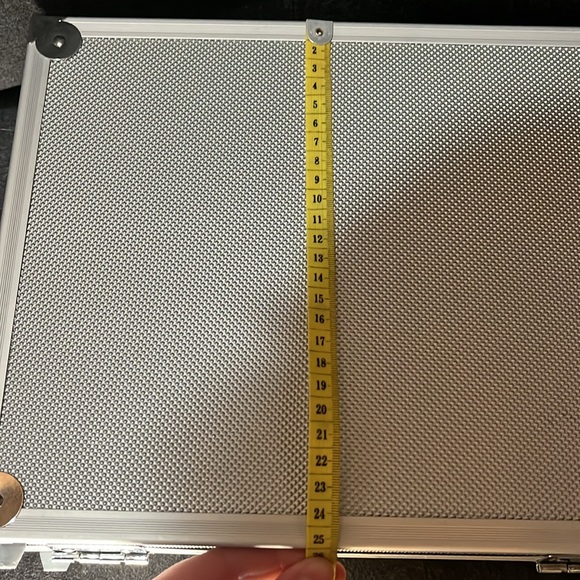 OPI nail polish suit case - Picture 9 of 9